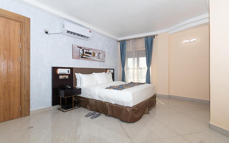 Hotel Le Figaro Дуала Екстер'єр фото