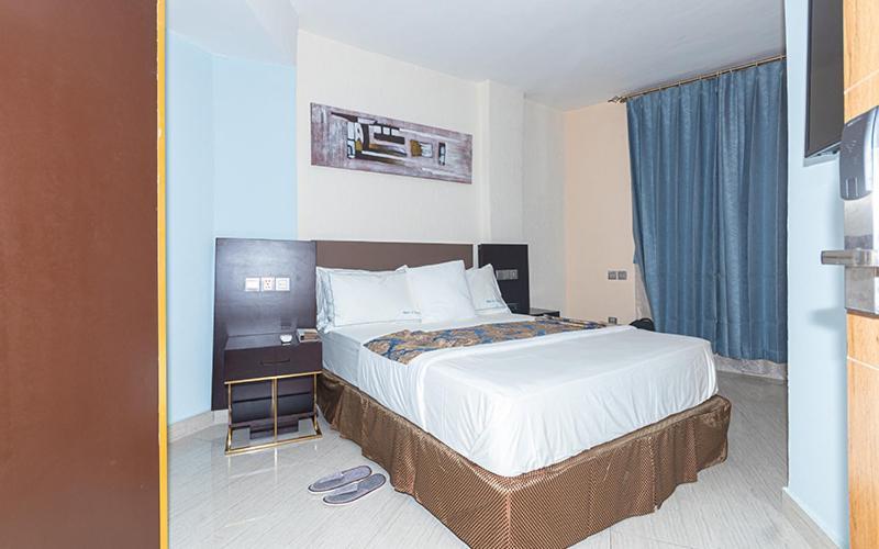 Hotel Le Figaro Дуала Екстер'єр фото