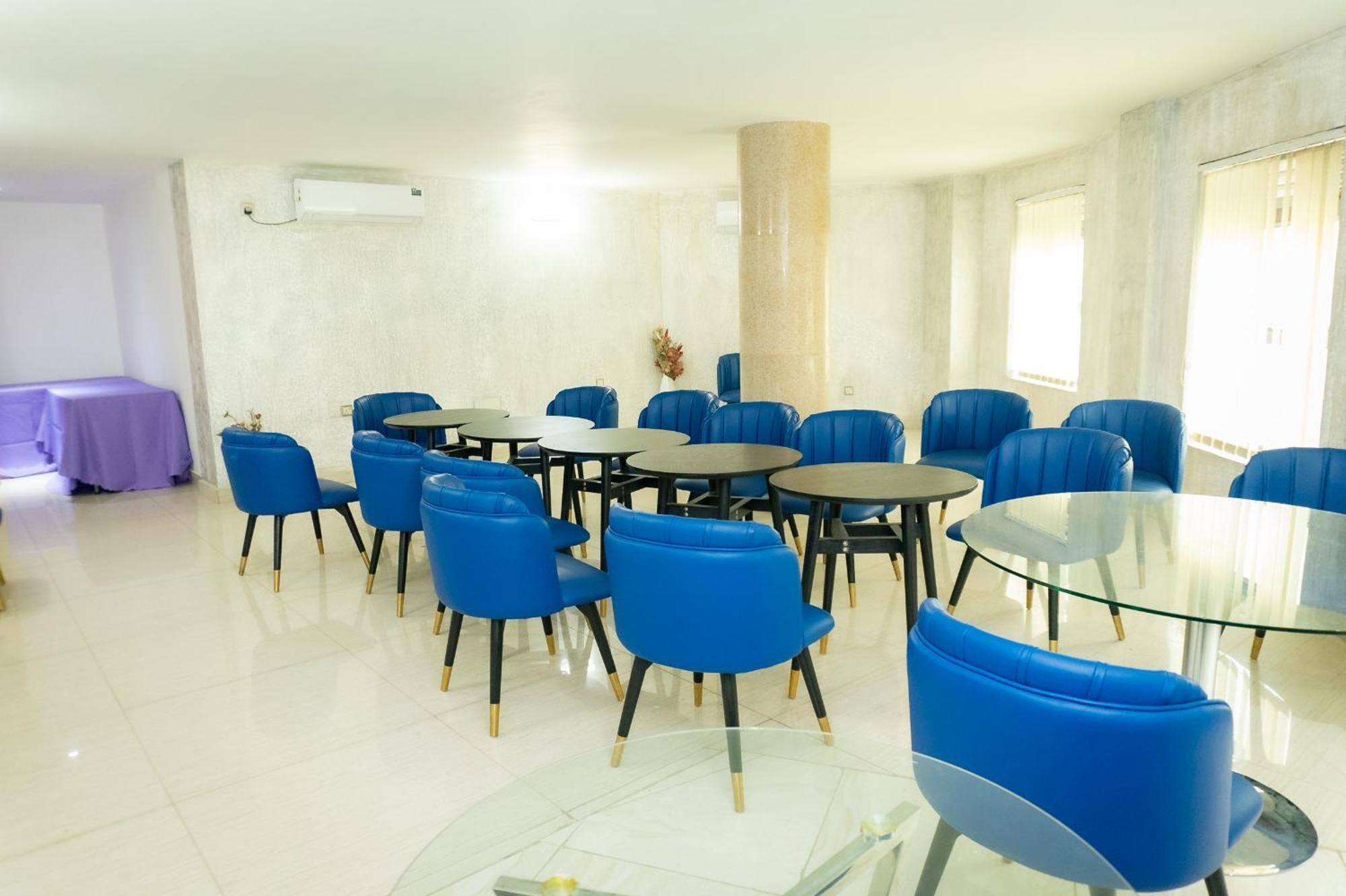Hotel Le Figaro Дуала Екстер'єр фото